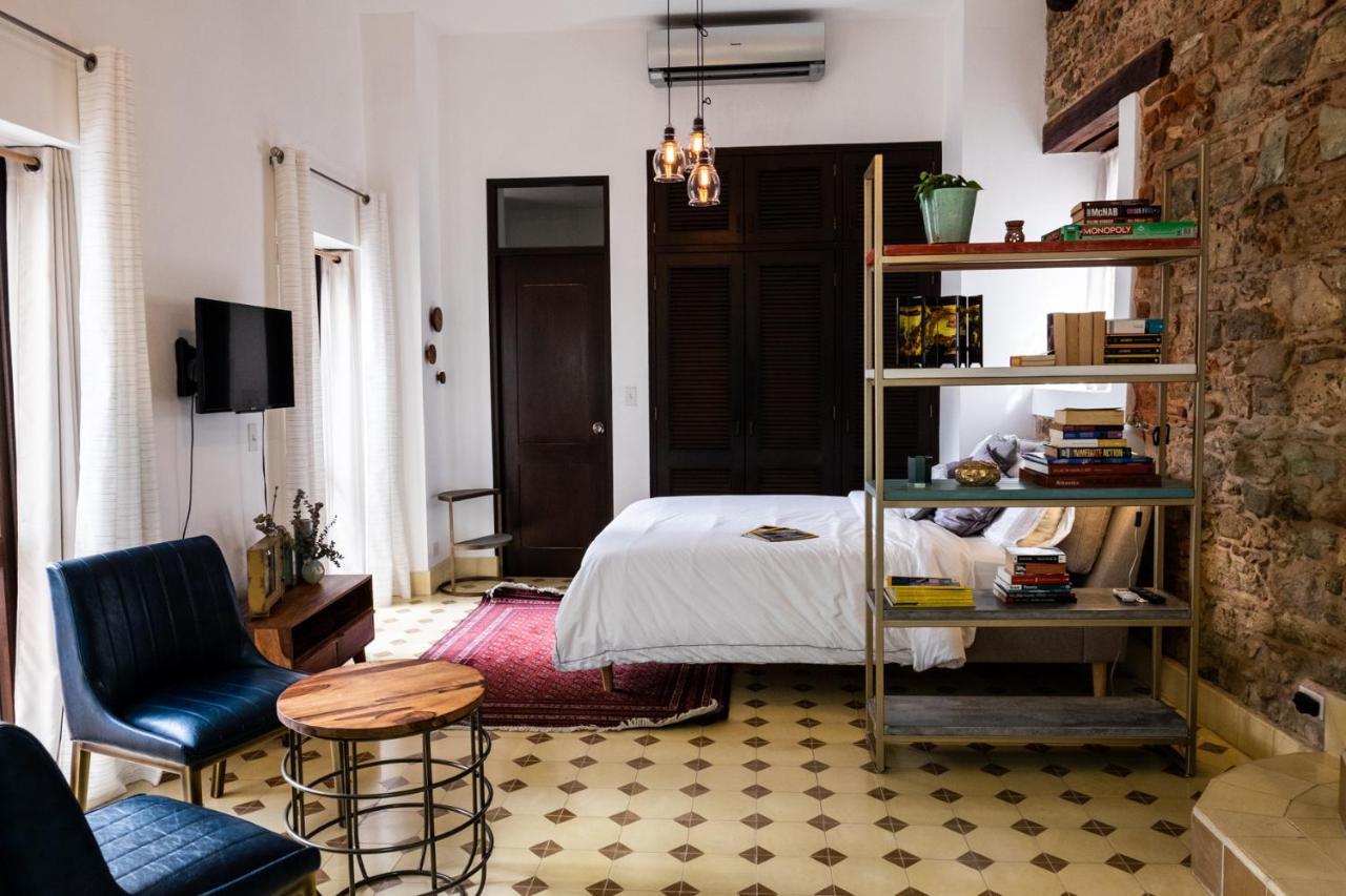 Small Loft At Casa Neuman, Casco Antiguo パナマ・シティー エクステリア 写真